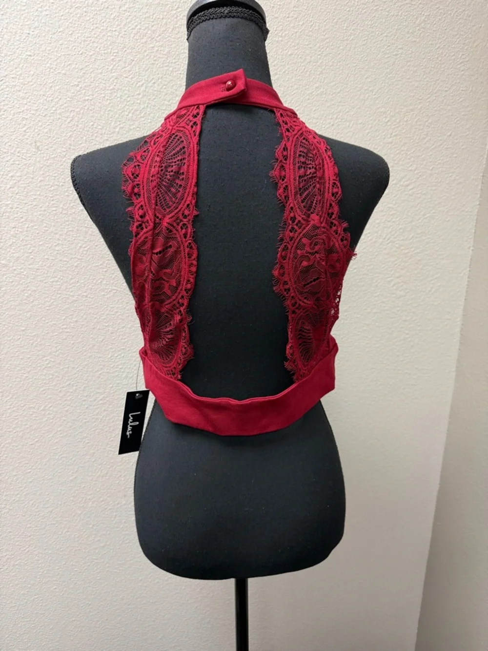 NWT Lulus Burgundy Halter Crop Top Lace Back Keyhole Party Club XL Chic Sexy - Picture 5 of 12